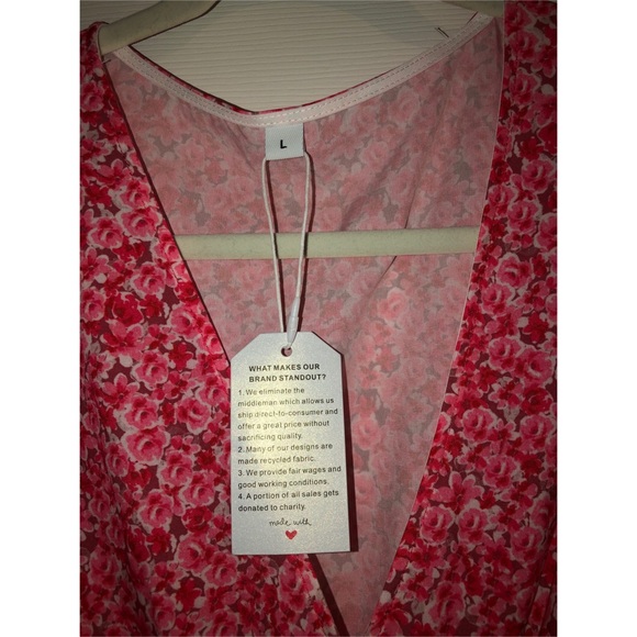 NWT Ditsy Floral Dress - Picture 2 of 5